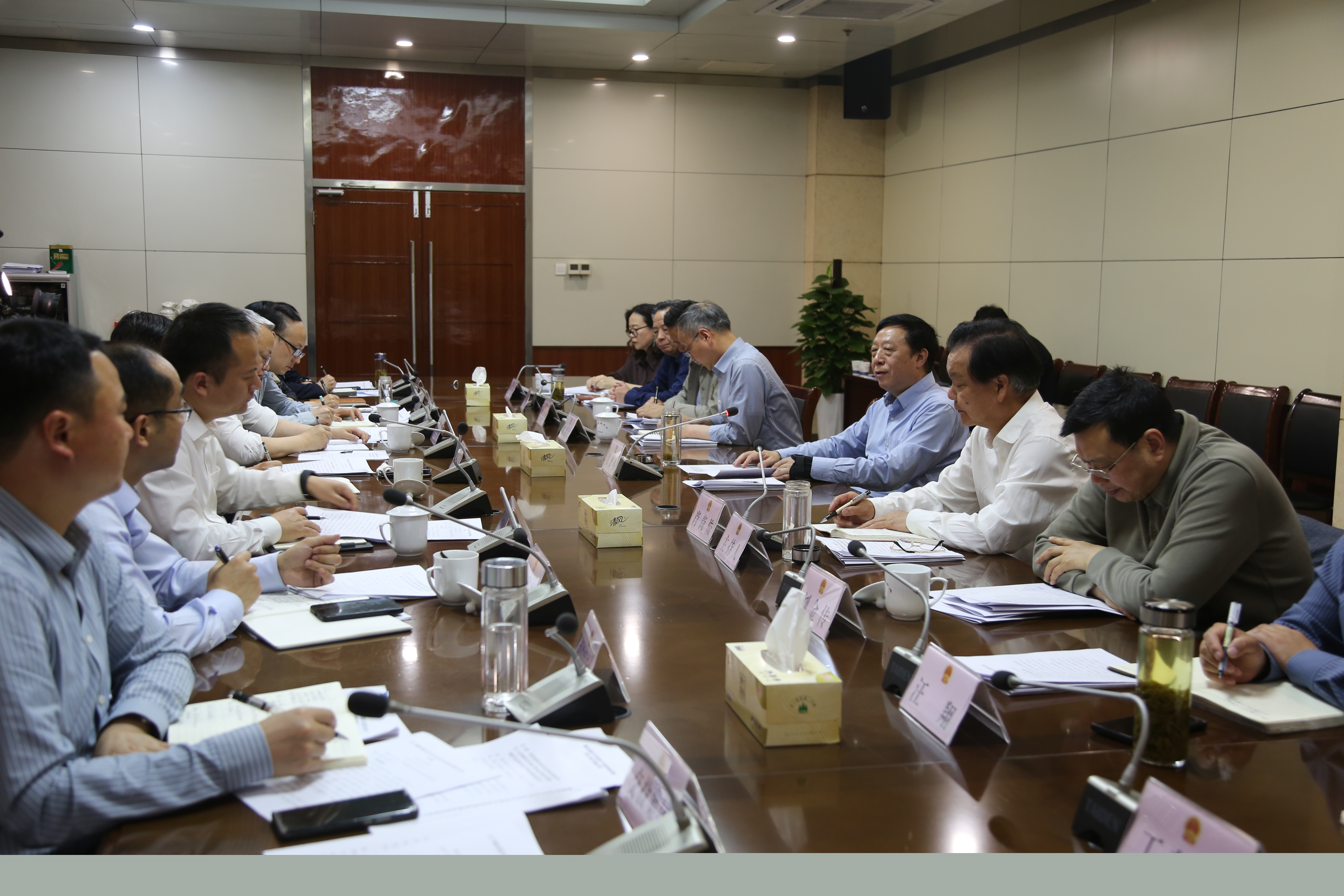市人大議案審查會召開  張夢生等參加